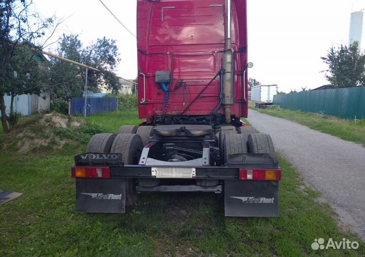 Volvo VNL, 2003