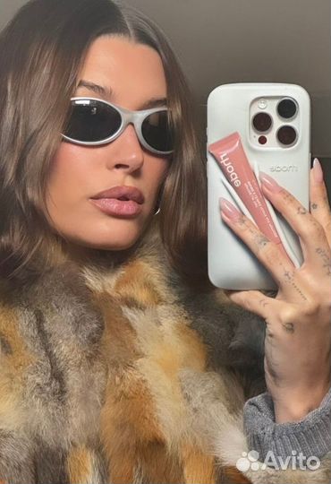 Чехол и блески Rhode под заказ