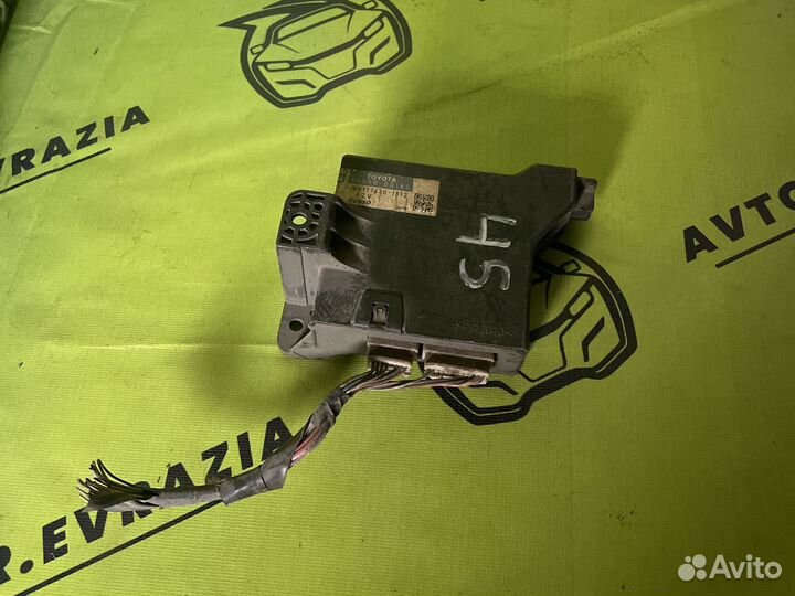 MB1776001812 Toyota Yaris Блок комфорта