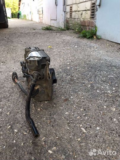 Компрессор пневмоподвески VW Toureg