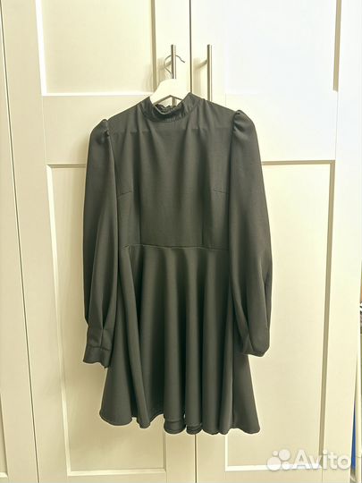 Платье черное