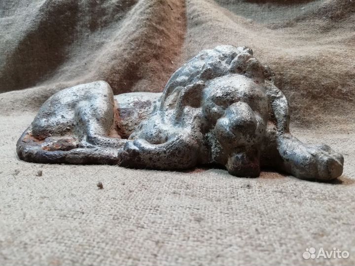 Старинная статуэтка лев чугун до 1917 года