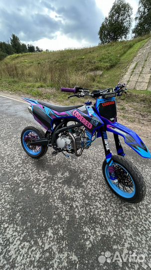 Apollo RXF Freeride 150cc (Stunt Edition)