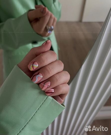 Маникюра, педикюр, гель-лак
