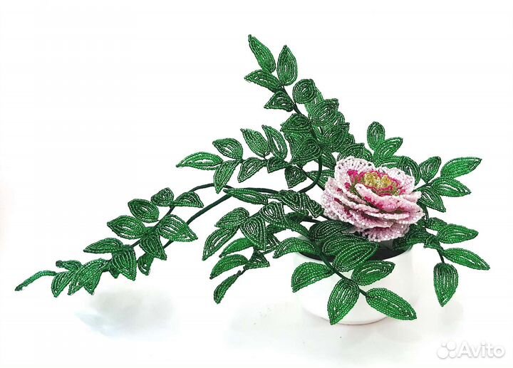 Композиция из бисера