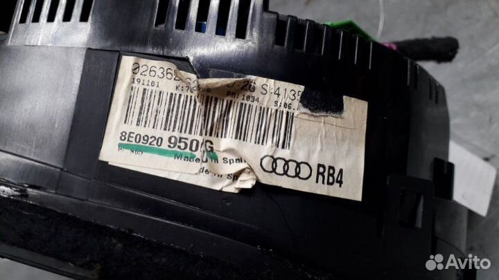 Панель приборов Audi A4 B6 2000-2004 седан 1