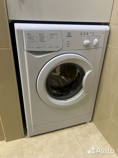Стиральная машина indesit 5кг