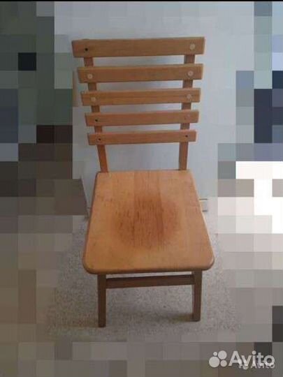 Безторга мольбертистул