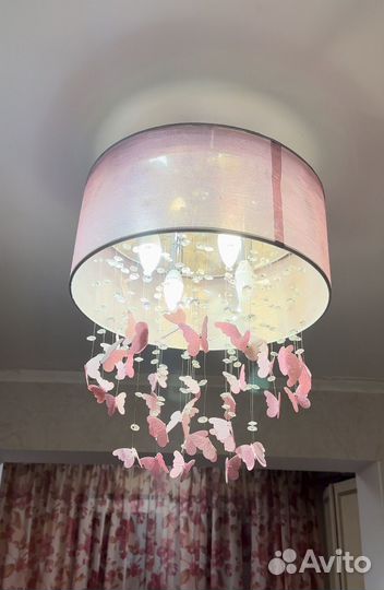 Продается люстра