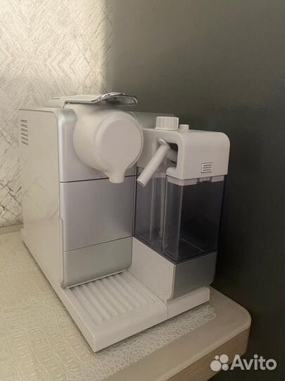 Кофемашина delonghi