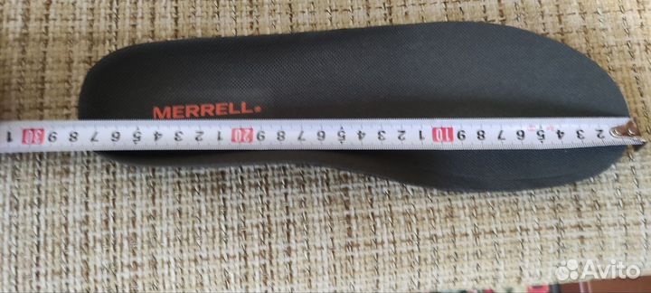 Трекинговые кроссовки merrell