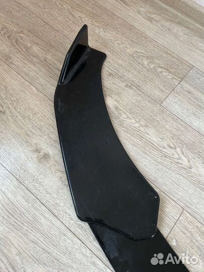 Накладка на передний бампер