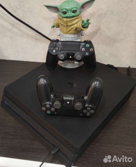 Sony ps4 Pro 1TB+GTA5