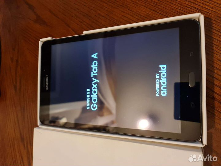 Планшет Samsung Galaxy Tab A 8.0 SM-T385