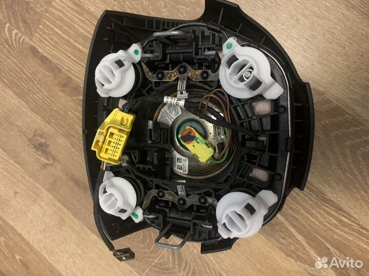 Подушка безопасности audi a4,a5,a7,q5