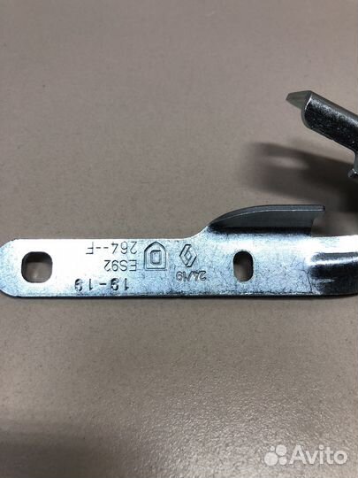 Петля капота правая Renault Logan 2005-14 Largus