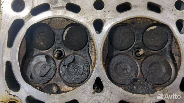 Головка блока (ГБЦ) Toyota Verso-S, 2011