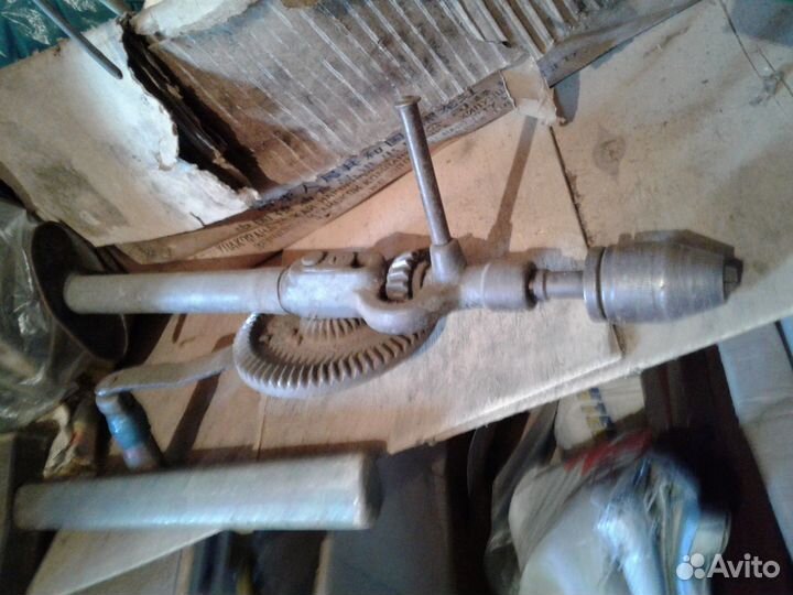 Механическая ретро-сверлилка