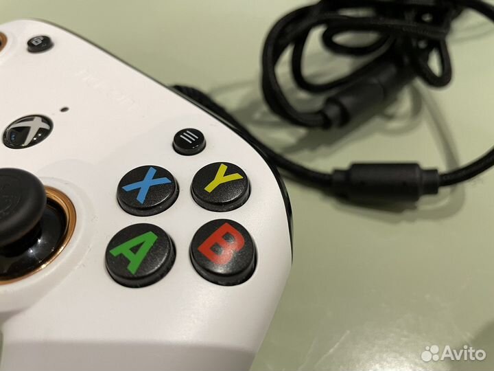 Джойстик проводной Nacon Pro Compact