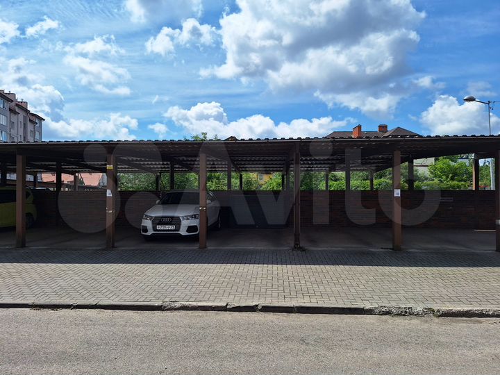 Машиноместо, 15 м²