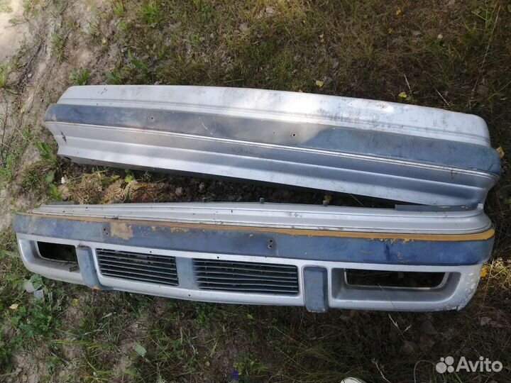 Бампер chrysler Le baron