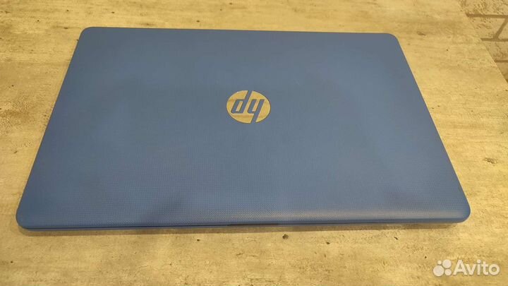 Ноутбук HP 15-bw065ur