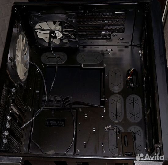 Корпус Corsair Carbide Series Air 540 Трейдин