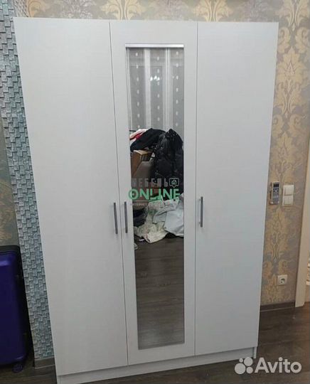 Шкаф распашной новый