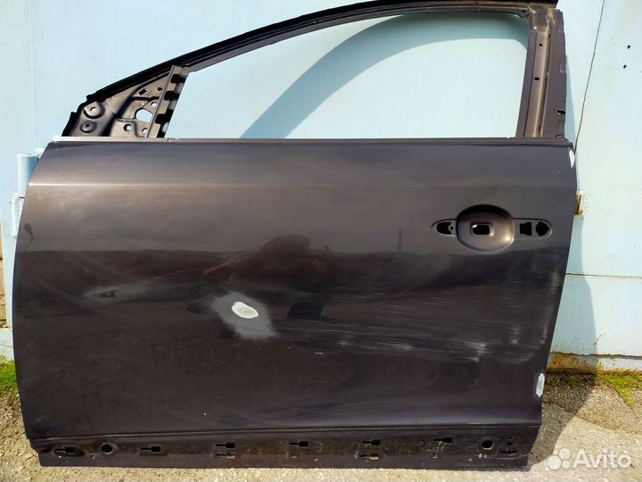 Дверь передняя левая renault fluence 801015934r