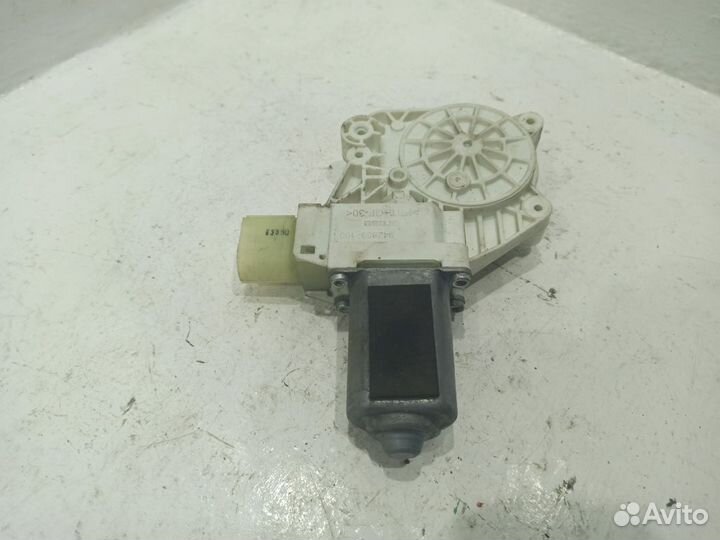 Моторчик правго стеклоподъёмника