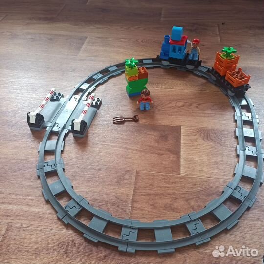 Lego duplo поезд 10810