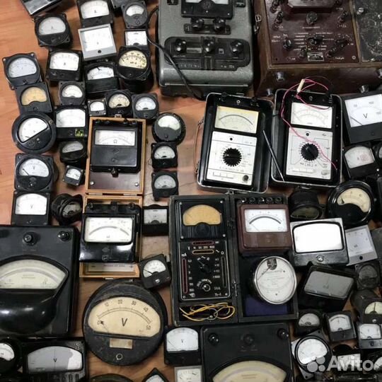 Приобрету. Старые электро приборы. Платы. Детали