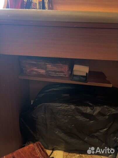 Школьный уголок