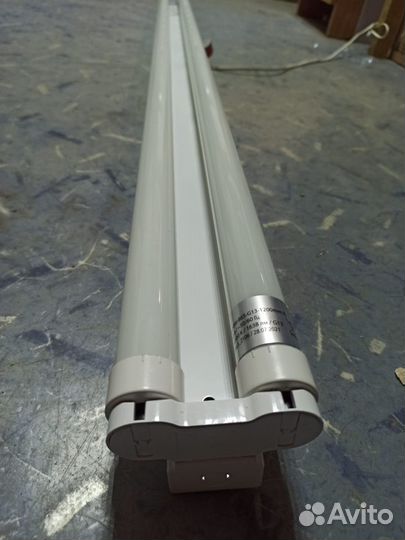 Светильник линейный с лампами т8 36Вт