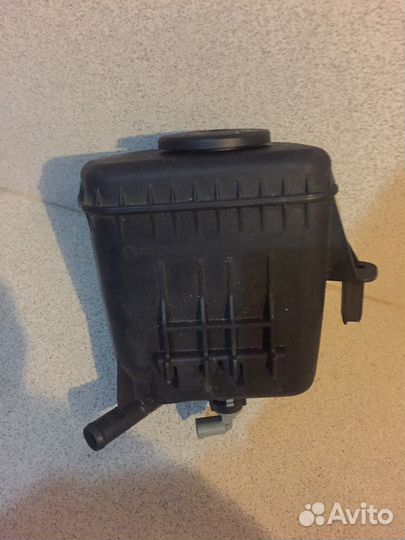 Бочек уселителя руля на Бмв F10