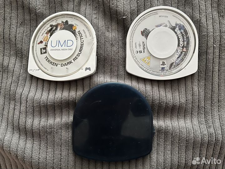 Sony psp 1008 прошитая + 4 лицензионные игры