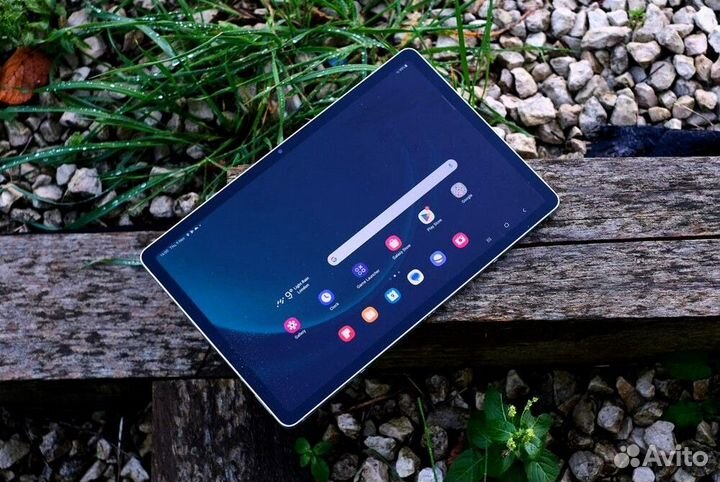 Планшет Samsung Galaxy Tab S9 FE 5G 8/256 Гб