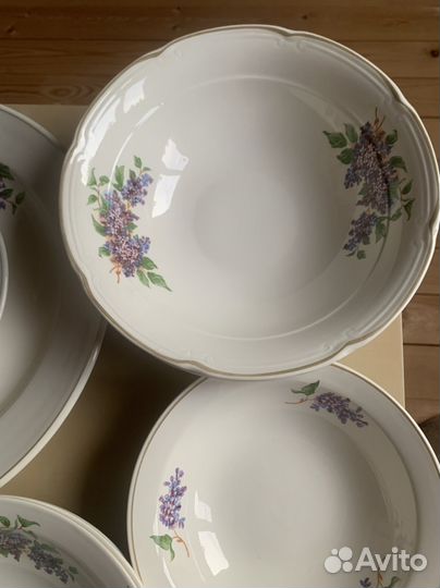 Тарелки, блюдо и салатники сирень, зик