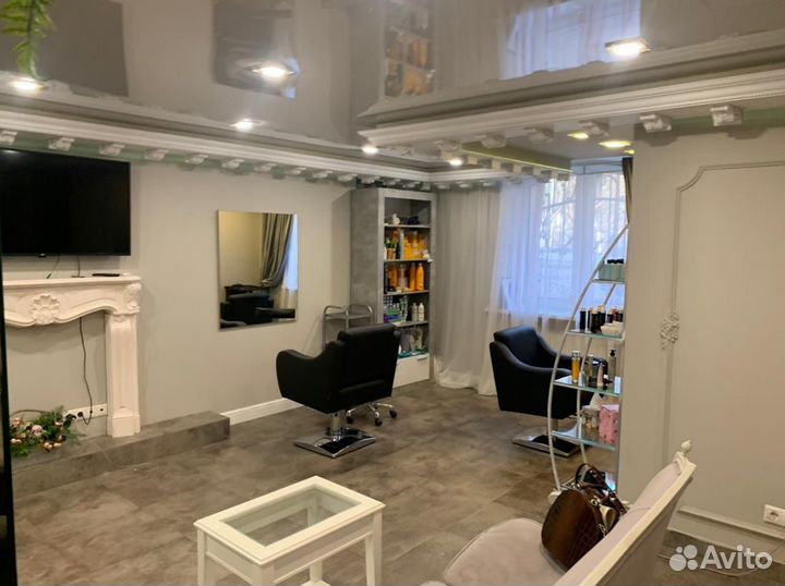 Парикмахерское кресло в аренду