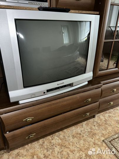 Телевизор panasonic