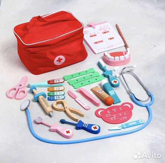 Набор доктора деревянный