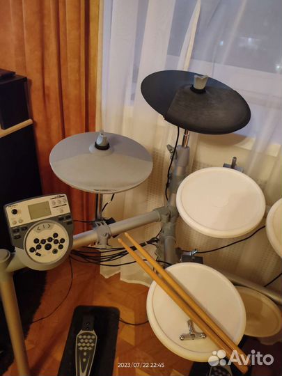 Электронная ударная установка Medeli DD-516