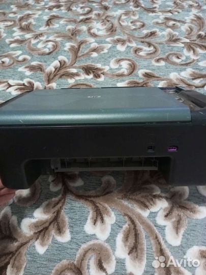 Цветной лазерный принтер HP Deskjet F2423