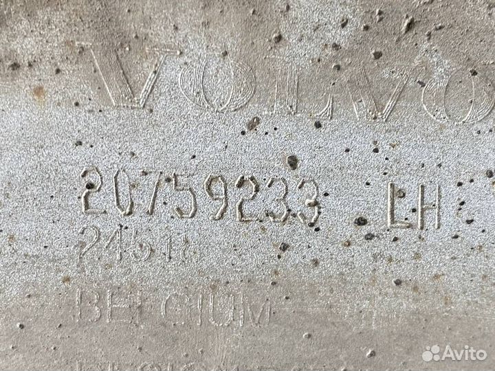 Корпус подножки левый Volvo FH13 20759233