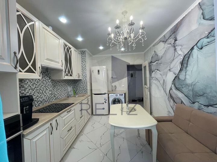 3-к. квартира, 76 м², 8/10 эт.