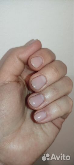 Маникюр (укрепление гелем входит в стоимость )