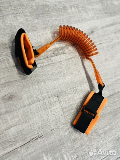 Поводок для ребенка