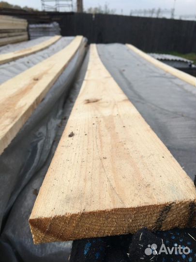 Доска обрезная естественной влажности хвоя 2 сорт