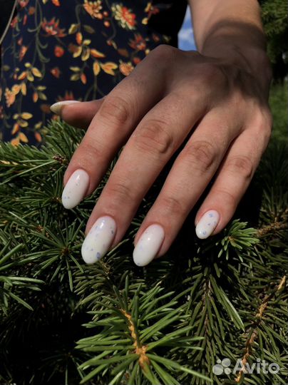 Мастер маникюра и педикюра