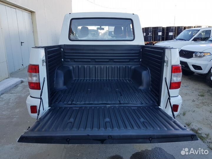 УАЗ Pickup, 2023